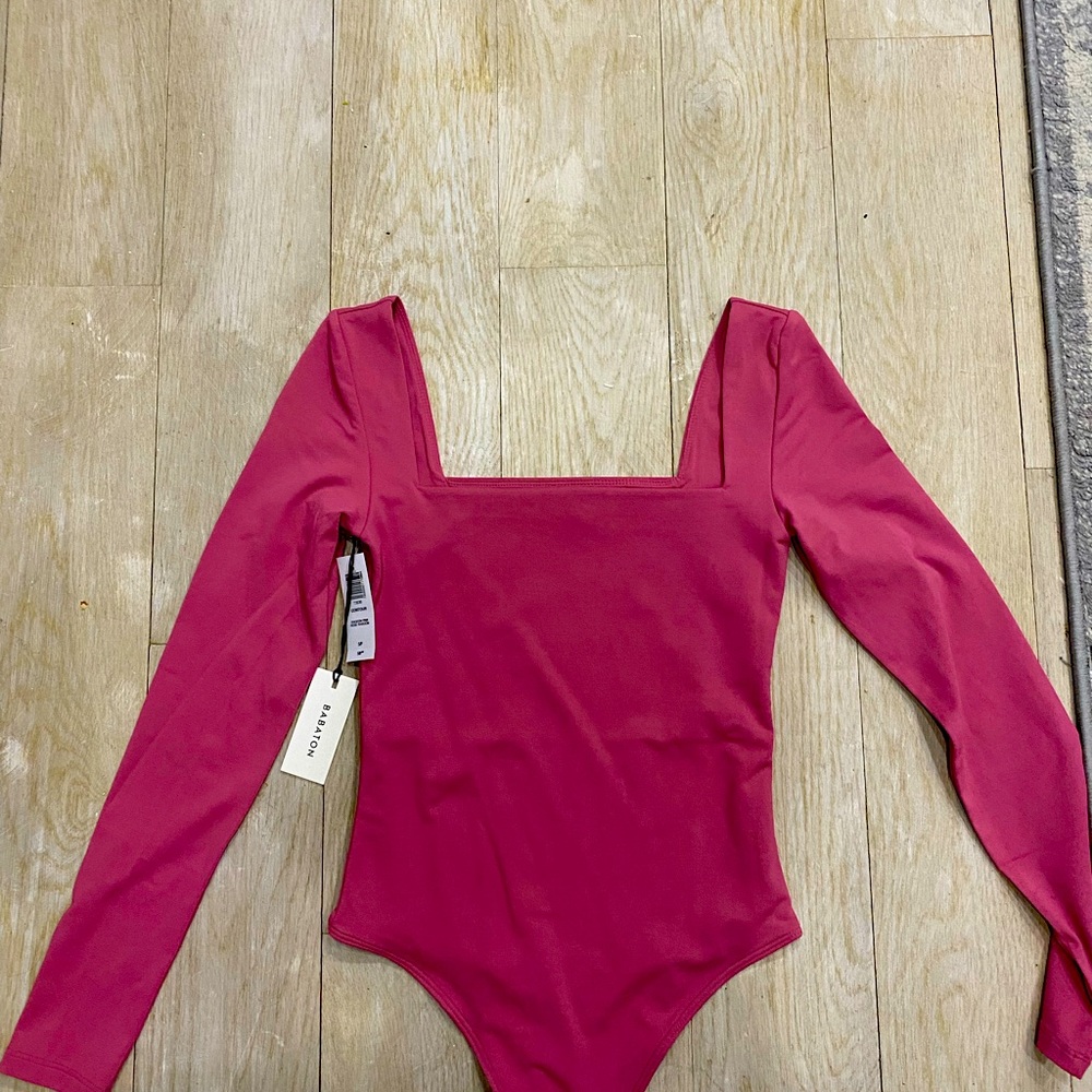 NWT long sleeve aritzia Babaton bodysuit